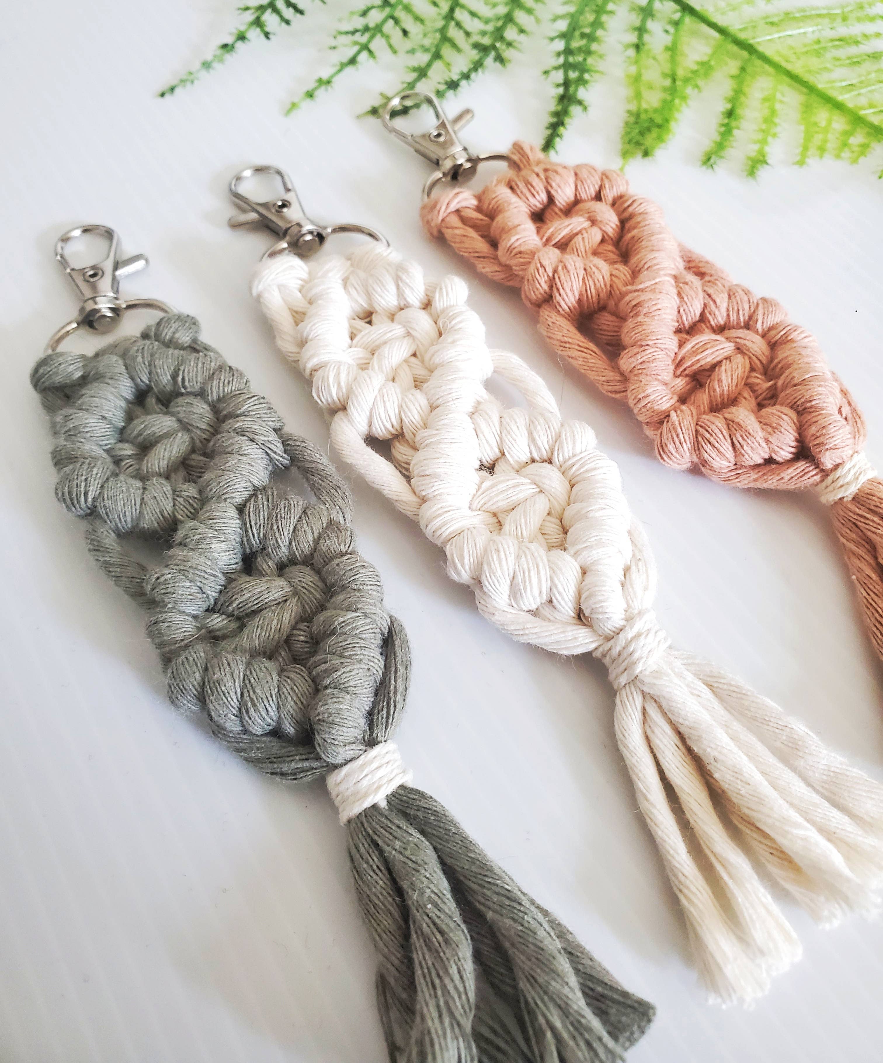 Cord + Quartz - Macrame Keychains. Handmade and 100% cotton: Pink