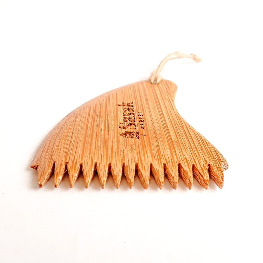 Fin Bamboo Surf Comb