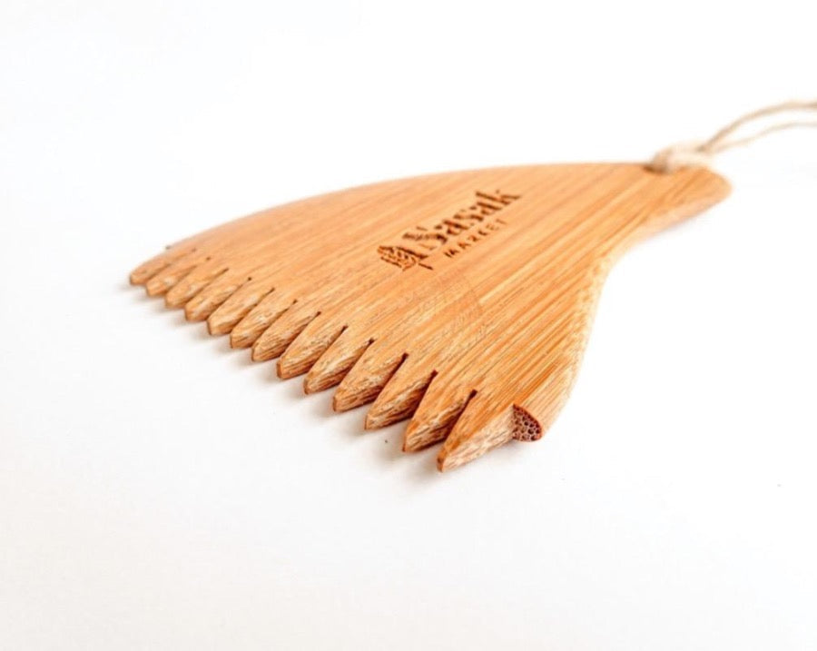 Fin Bamboo Surf Comb