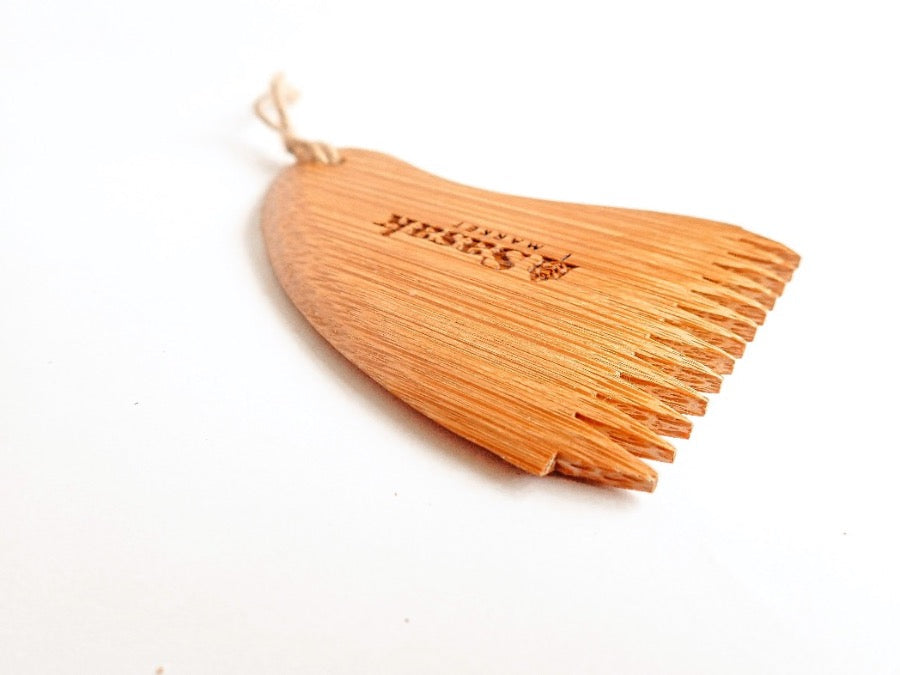 Fin Bamboo Surf Comb