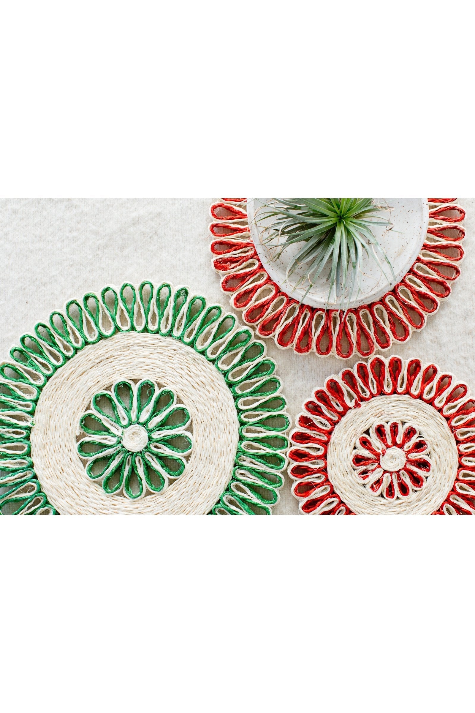 Handwoven Seagrass Placemat | Trivet | Green