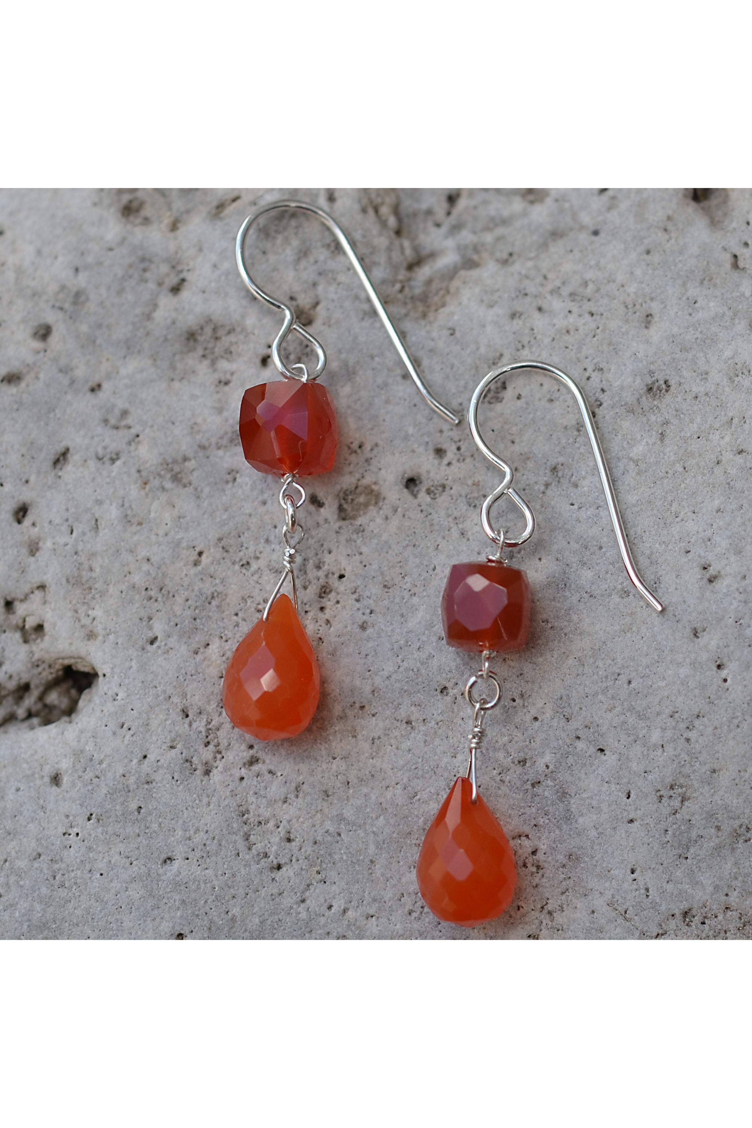 Carnelin Briolette Gemstone Silver Earrings