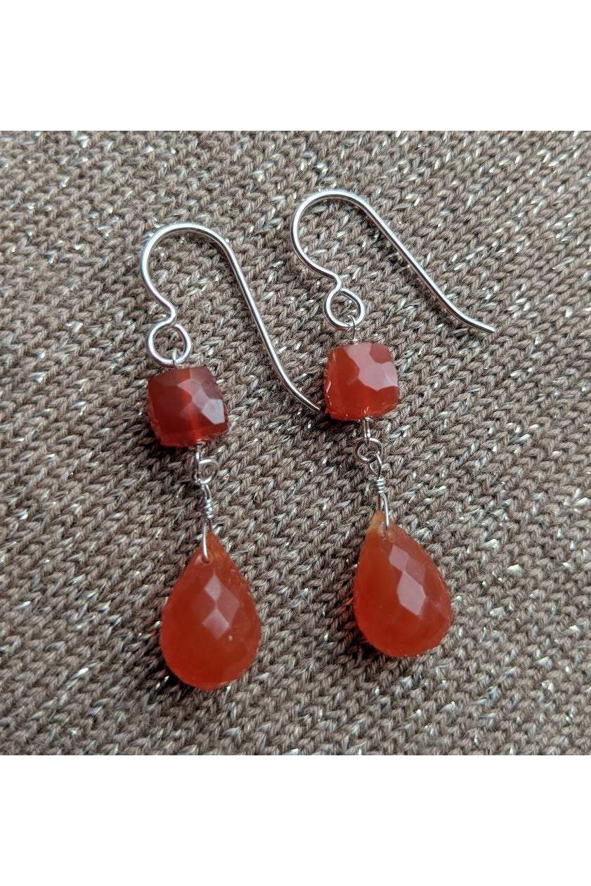 Carnelin Briolette Gemstone Silver Earrings