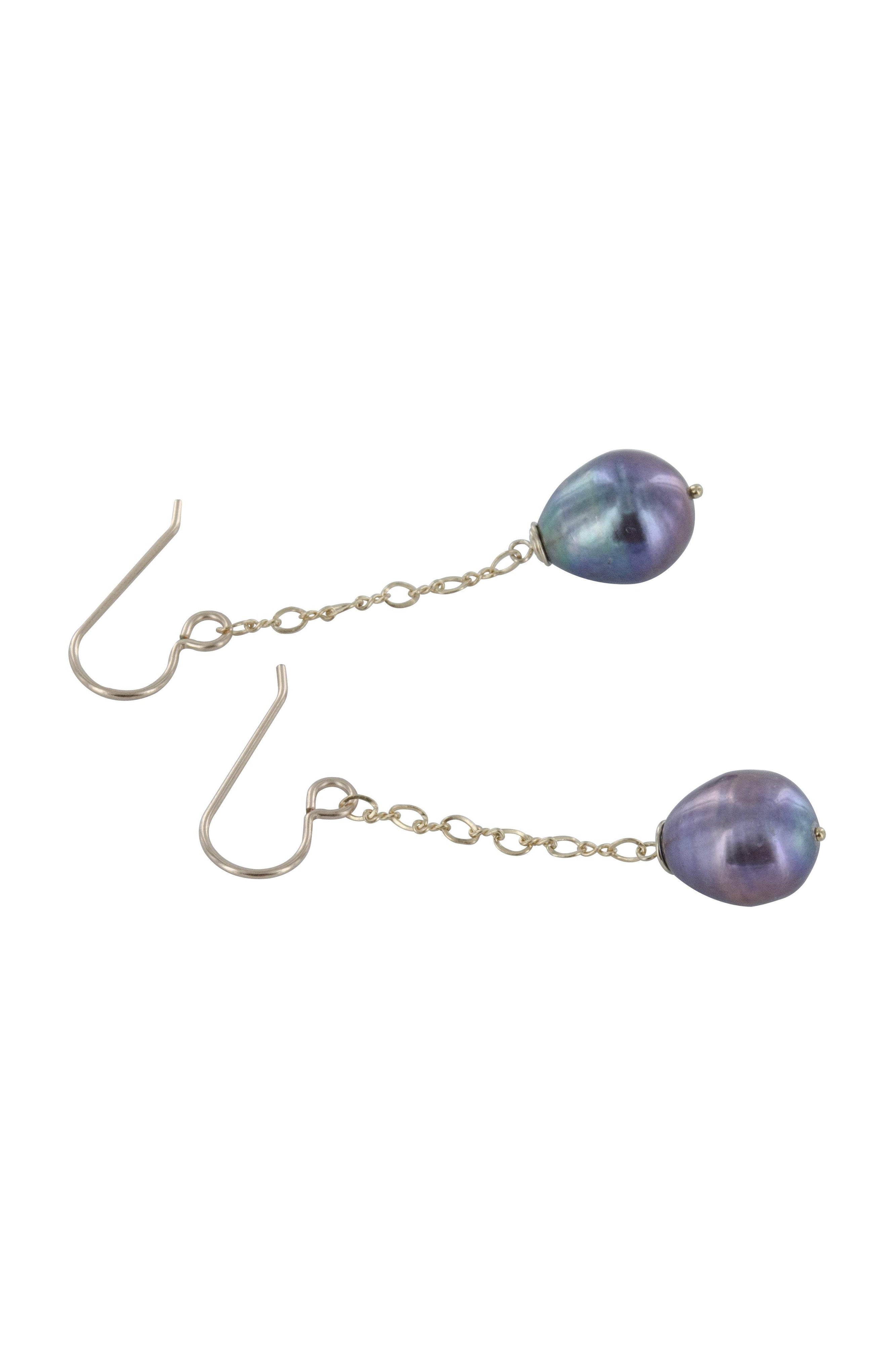 Black Earrings, Black Pearls in Gold