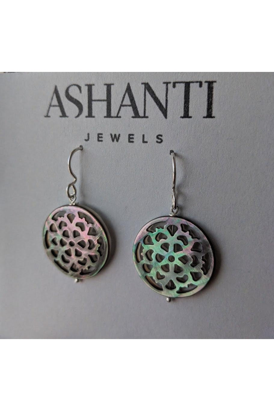 Round Mother of Pearl Silver Earrings