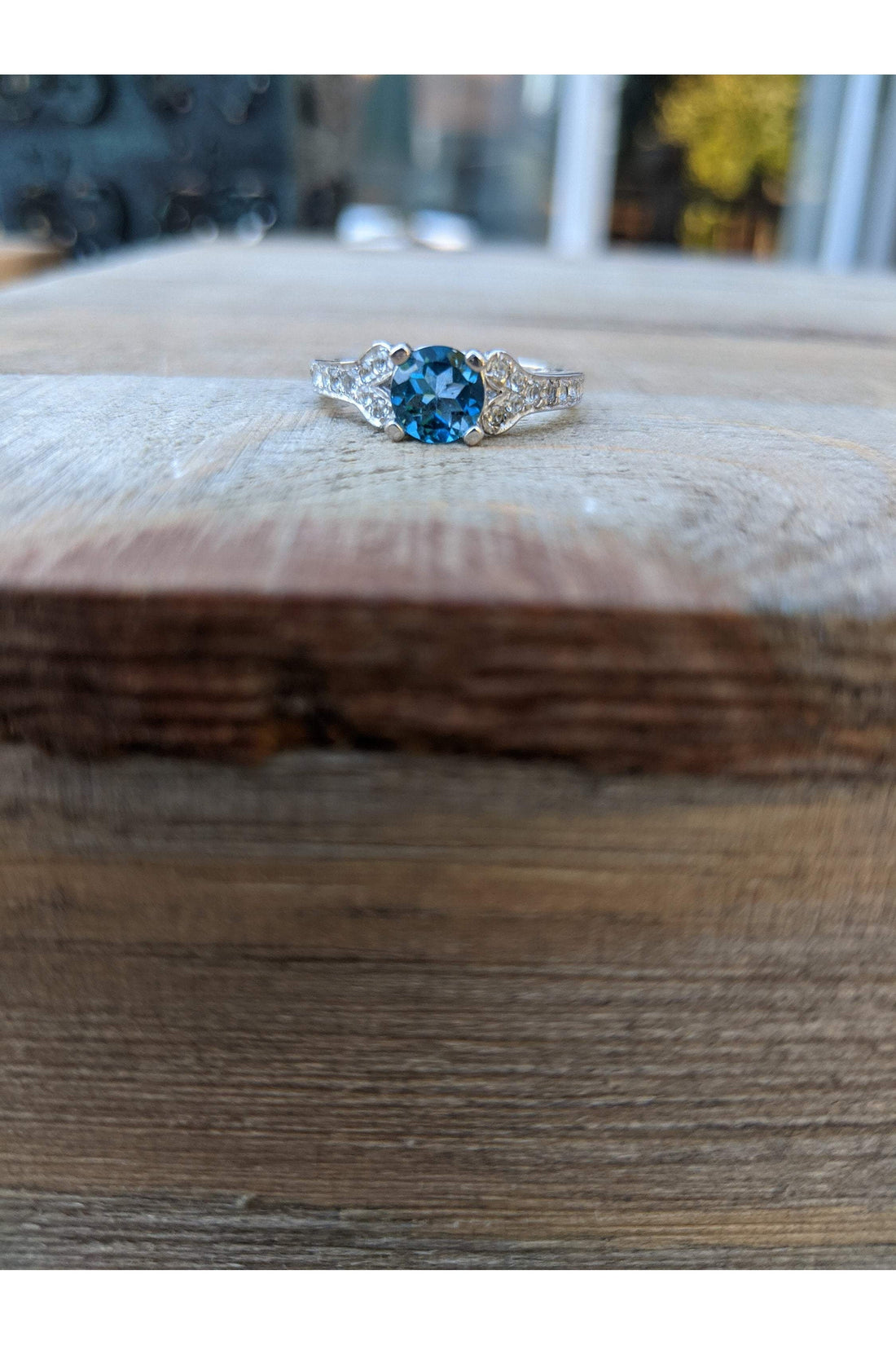 Solitair Dainty Ring, London Blue Topaz, CZ
