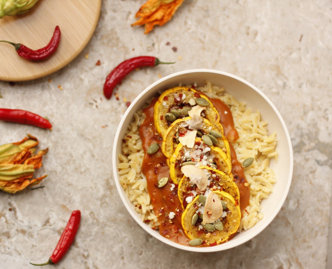 Eco-Friendly Food Storage Bowls, Plant-Based & Plastic-Free Kitchenware - Set of Two, by Husk Bowls